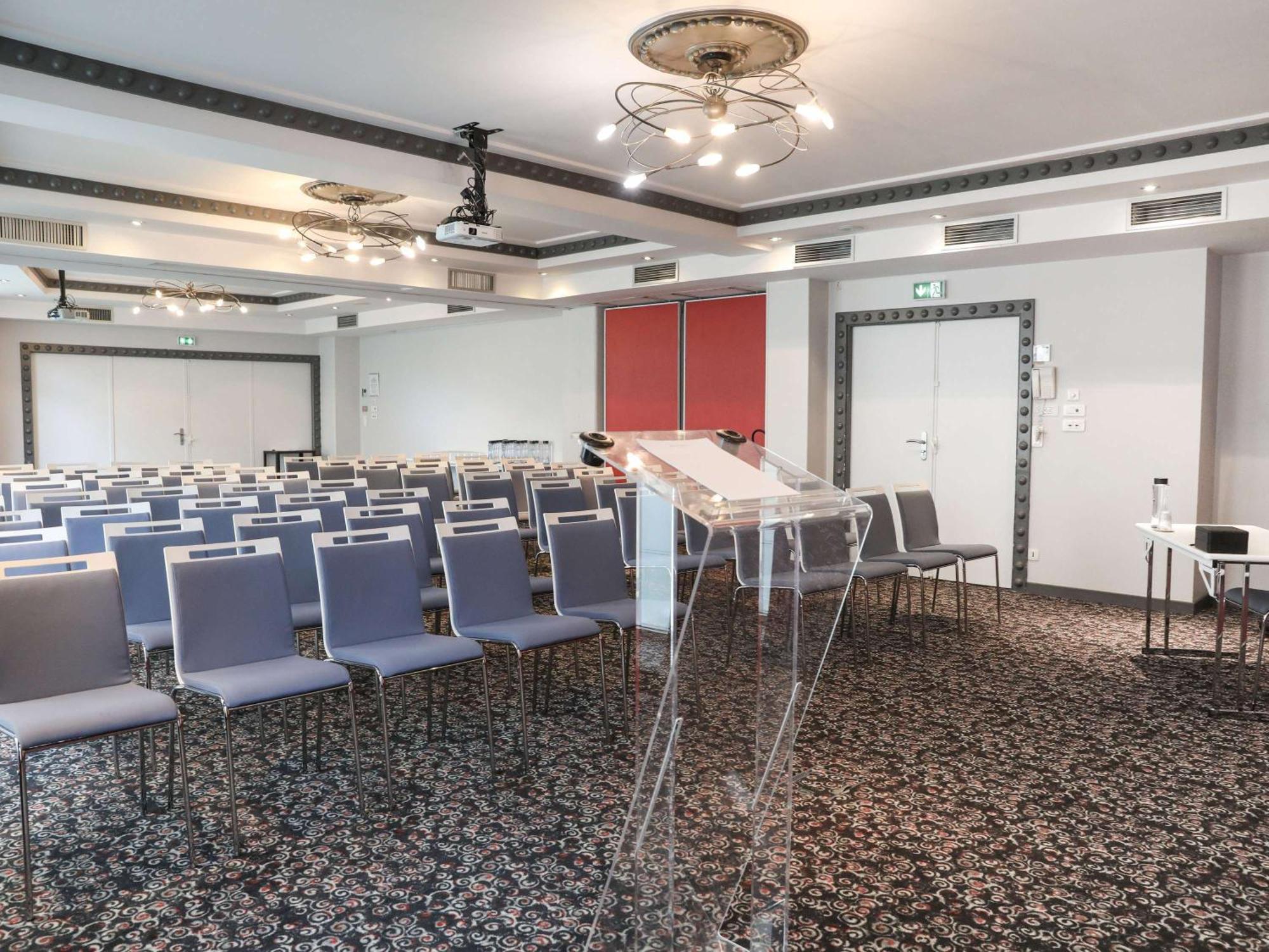 Hotel Mercure Lyon Centre Charpennes Villeurbanne Exteriör bild