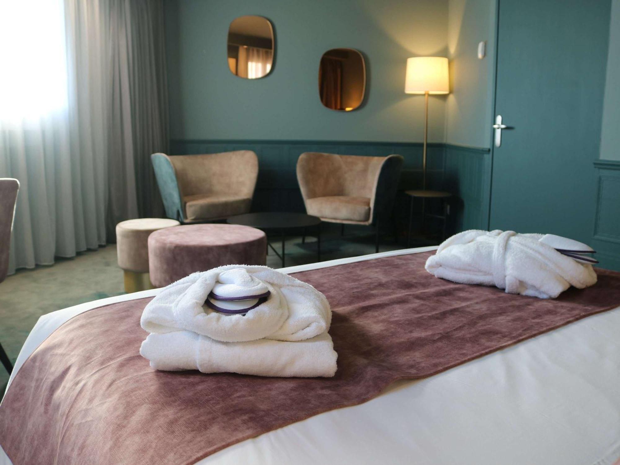Hotel Mercure Lyon Centre Charpennes Villeurbanne Exteriör bild