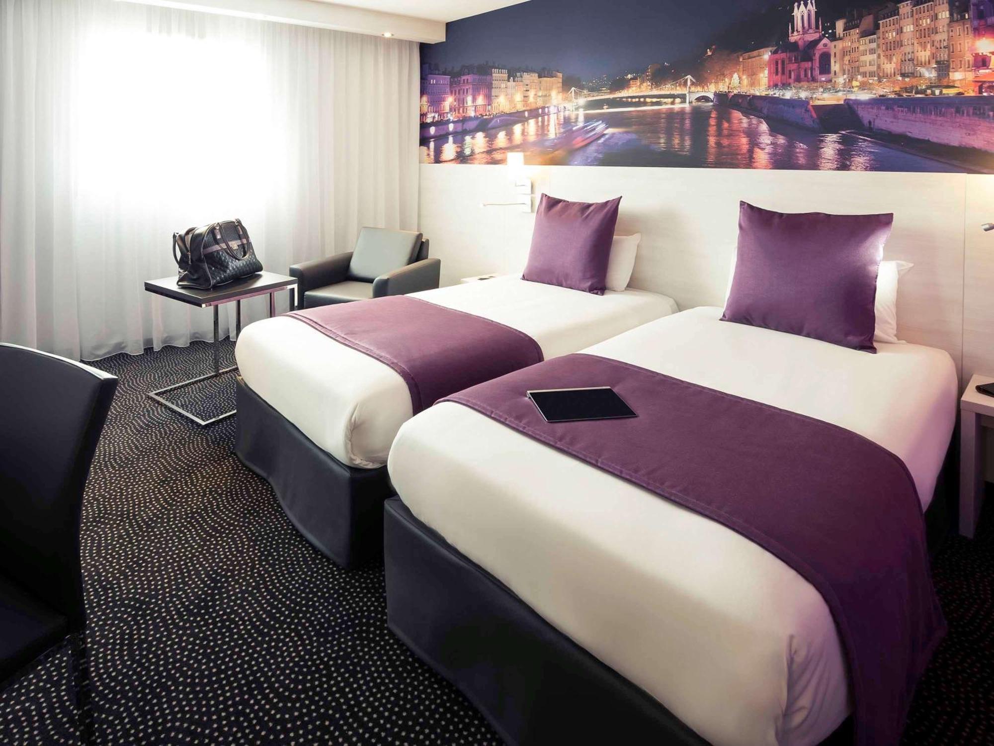 Hotel Mercure Lyon Centre Charpennes Villeurbanne Exteriör bild