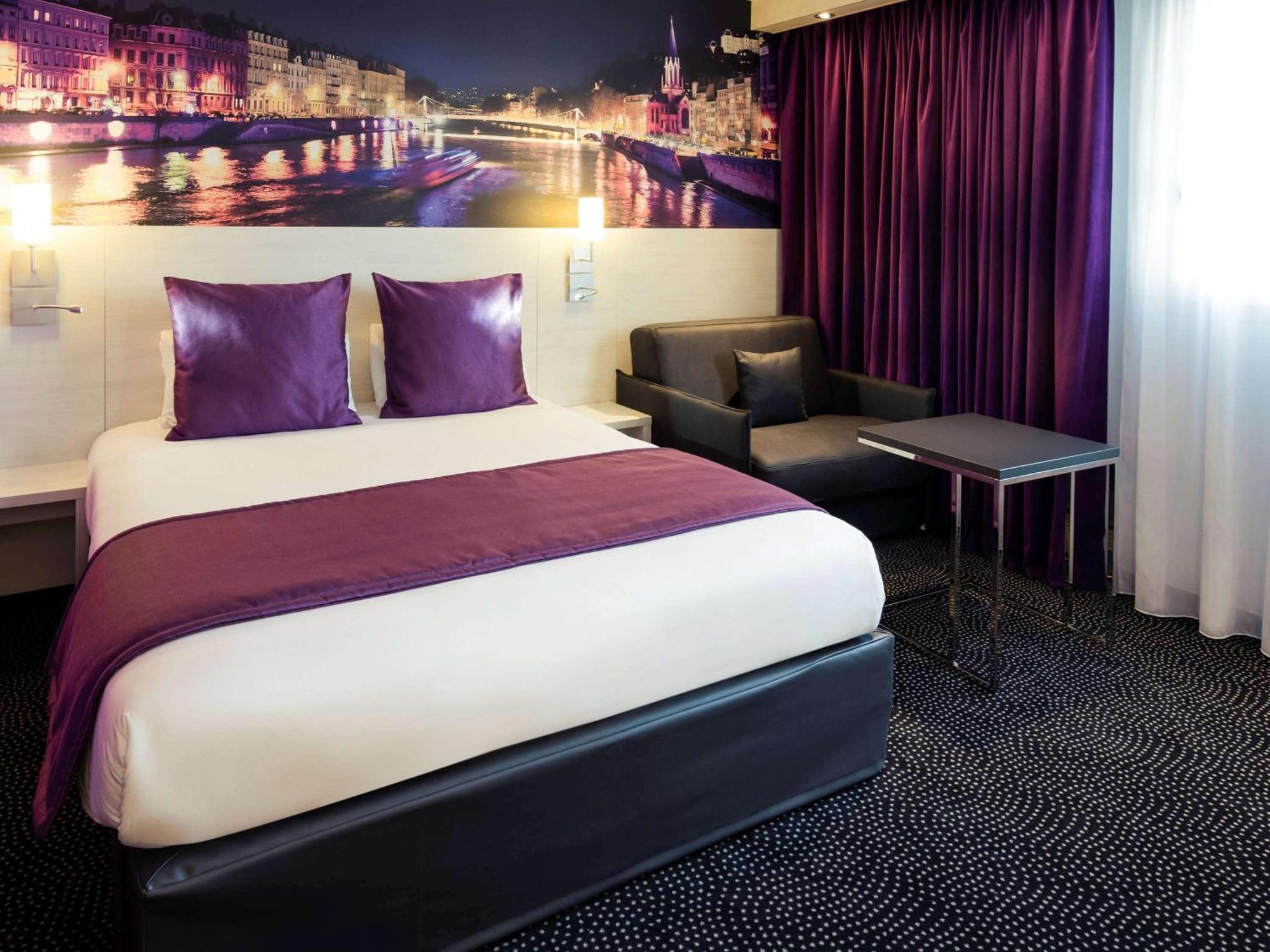 Hotel Mercure Lyon Centre Charpennes Villeurbanne Exteriör bild